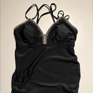 Beach Bump by Motherhood Maternity Crochet Tankini Top - Black Swim Tank Small